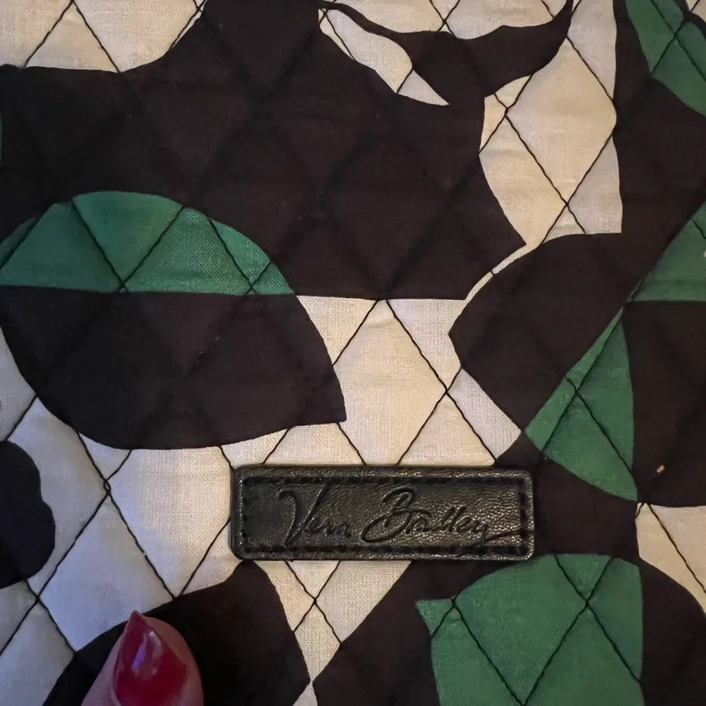 Vera Bradley Imperial Rose Cloth Computer, iPad Zippered Cover, good condition